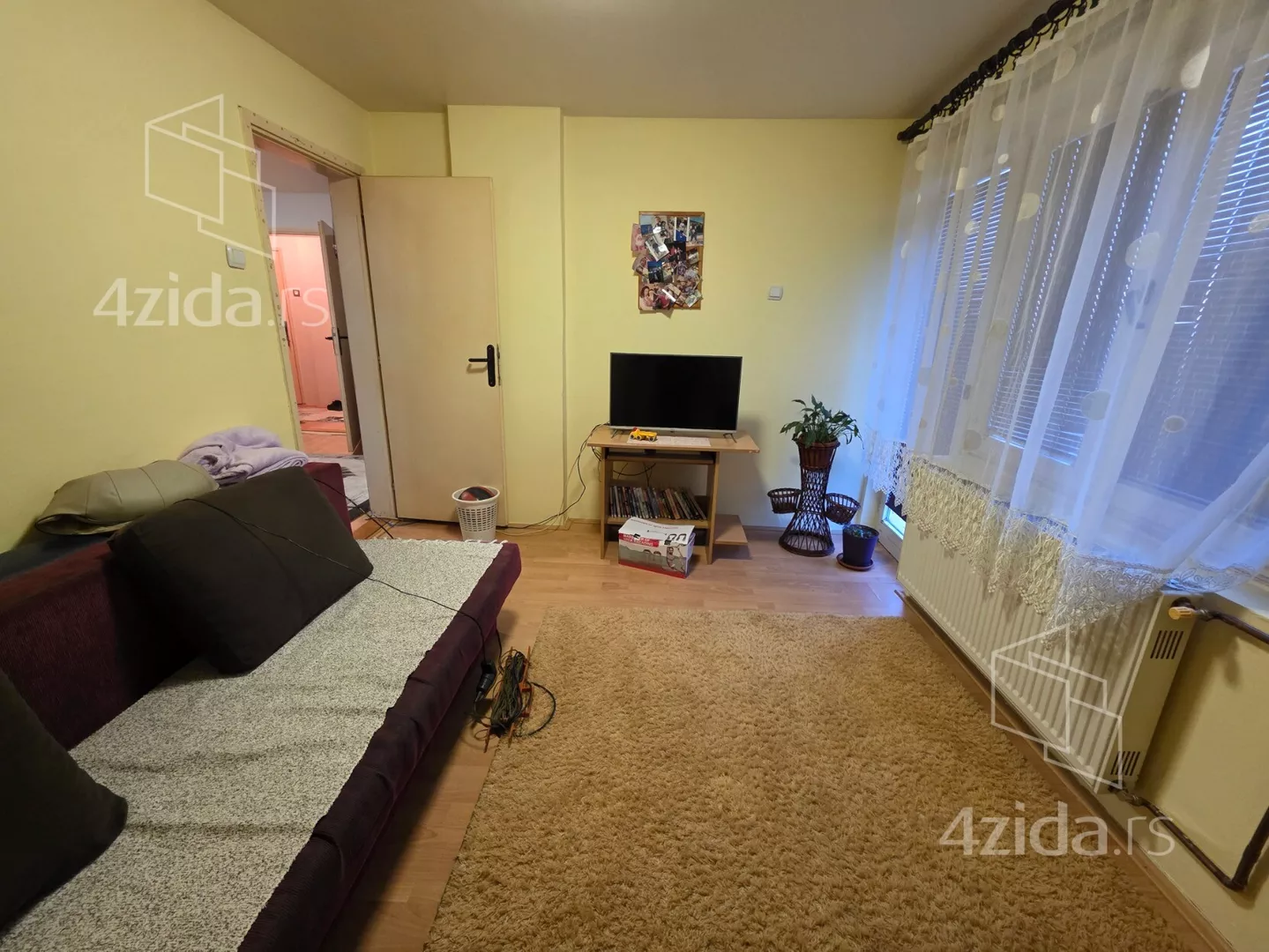 Troiposoban stan | 4zida