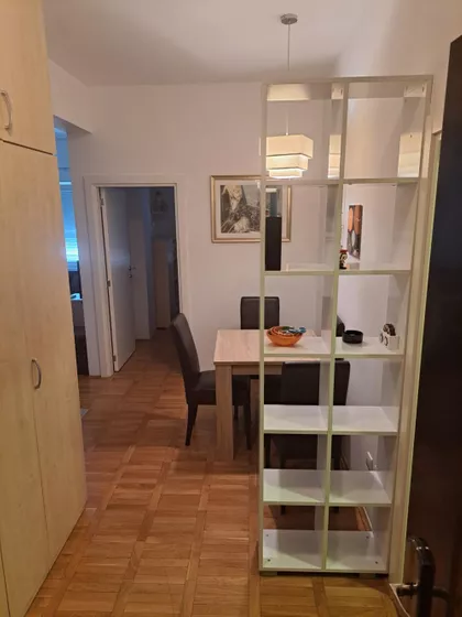 Milana Rakića | 4zida.rs