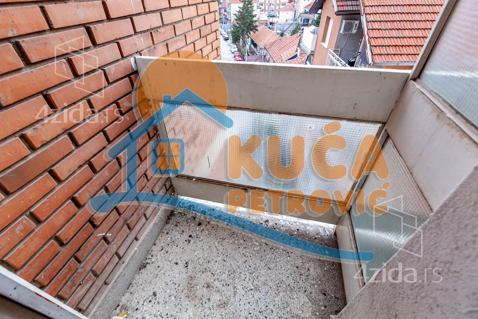 Troiposoban stan | 4zida