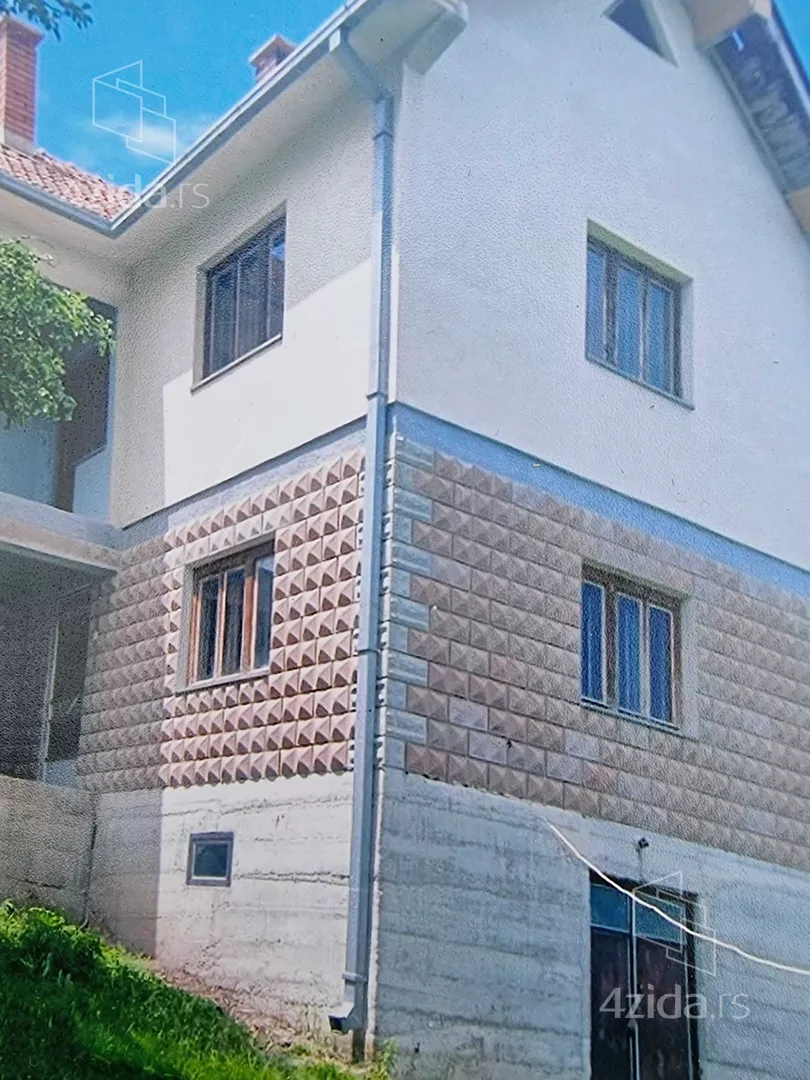 4-etažna kuća | 4zida