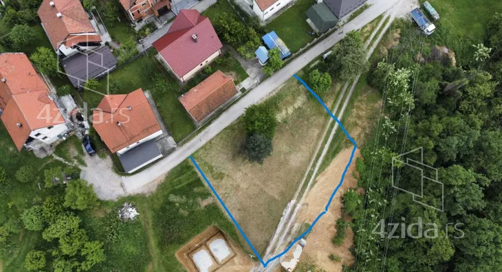 Građevinsko zemljište | 4zida