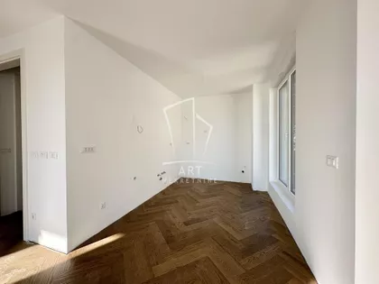 Internacionalnih brigada | 4zida.rs