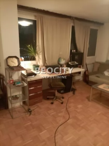 Ustanička | 4zida.rs