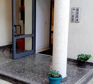 Slavija, Vračar, Beograd, 2.5 stan | 4zida.rs