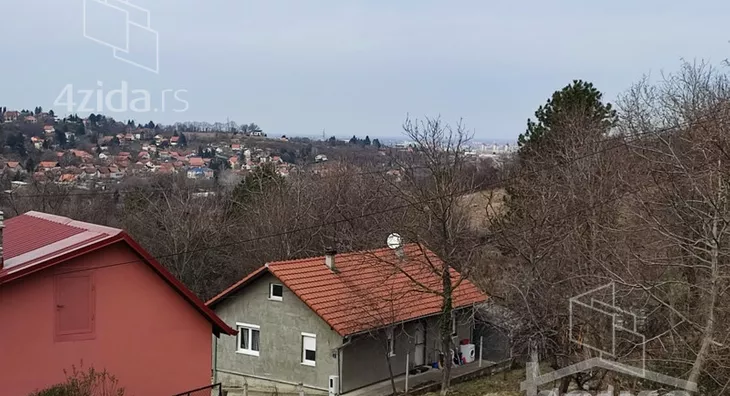 Plac | 4zida