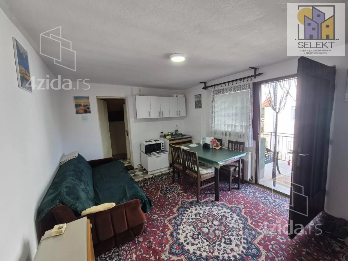 Jednosoban stan | 4zida