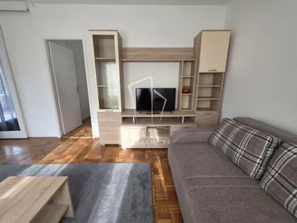 Cerski Venac | 4zida.rs