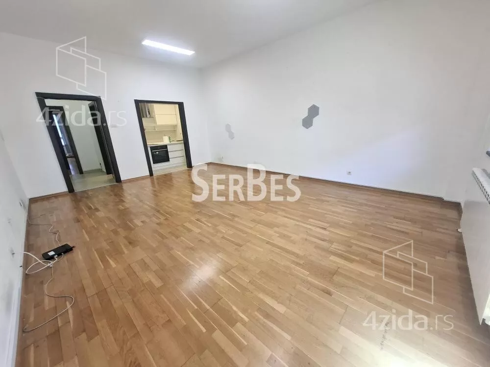 Kancelarija | 4zida