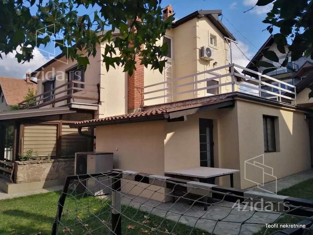 Kuća | 4zida