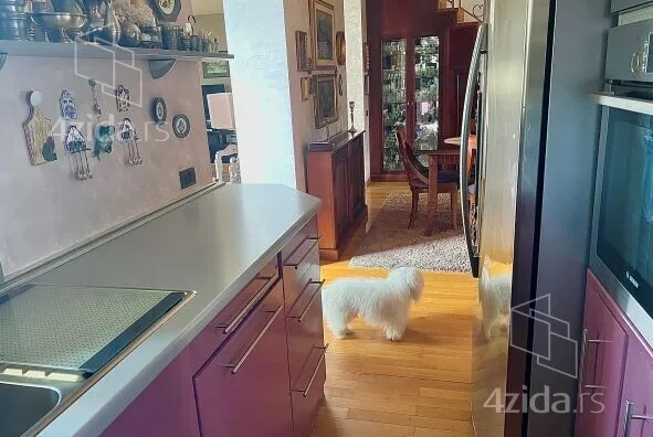 Šestosoban stan | 4zida