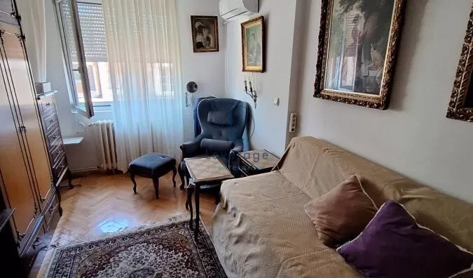 Četvoroiposoban stan | 4zida