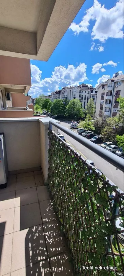 Ratka Mitrovića | 4zida.rs
