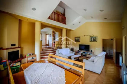 Kikindska | 4zida.rs