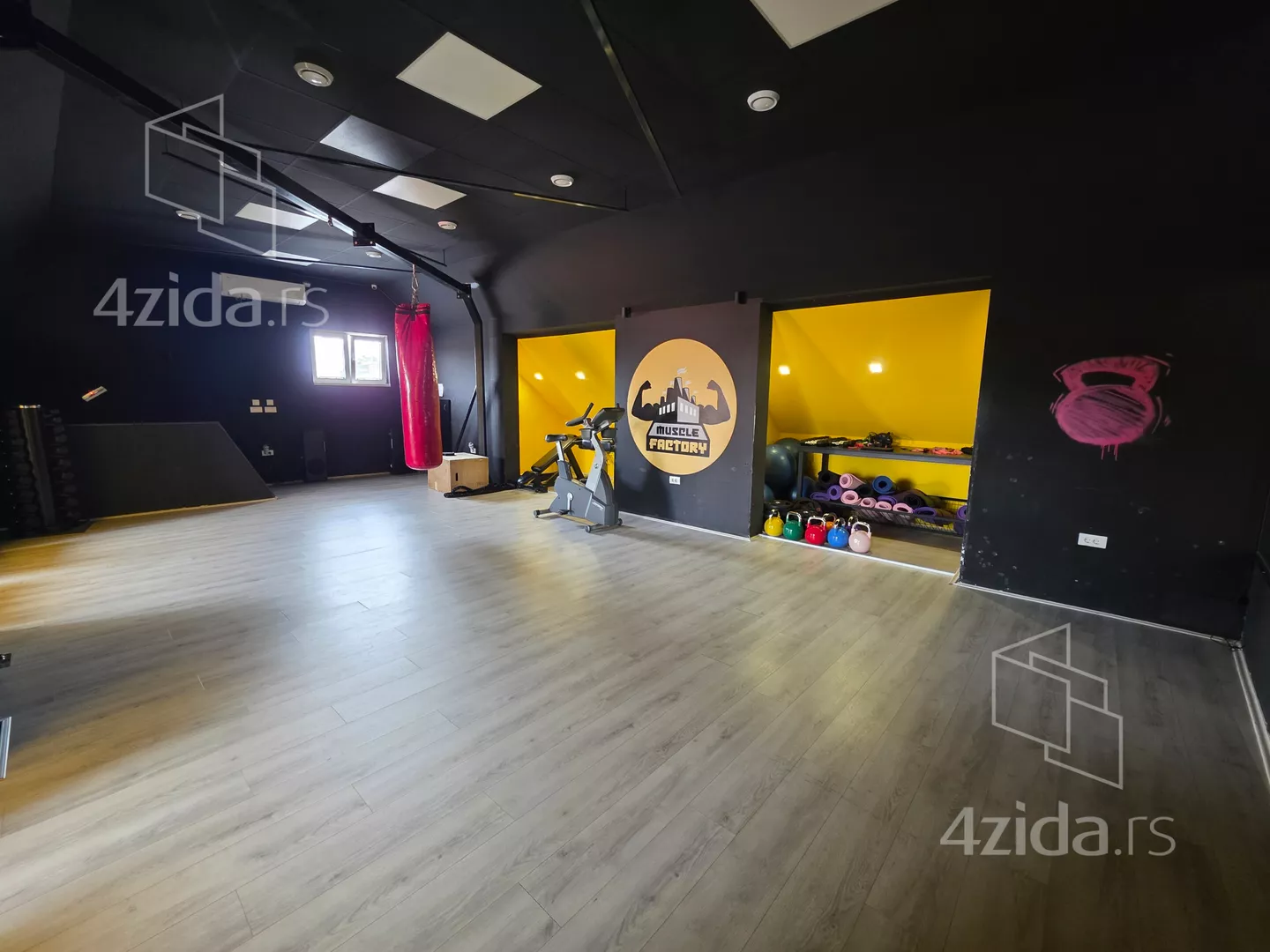 Poslovni prostor | 4zida