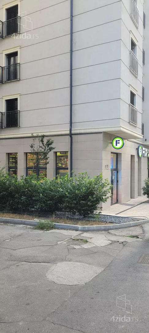 Poslovni prostor | 4zida