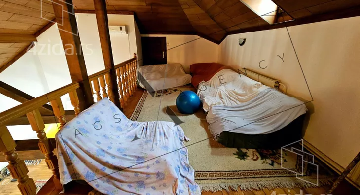 3-etažna kuća | 4zida