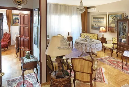 Crveni Krst Vračar | 4zida.rs