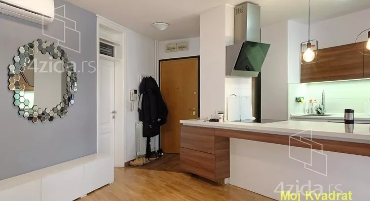 Petosoban stan | 4zida