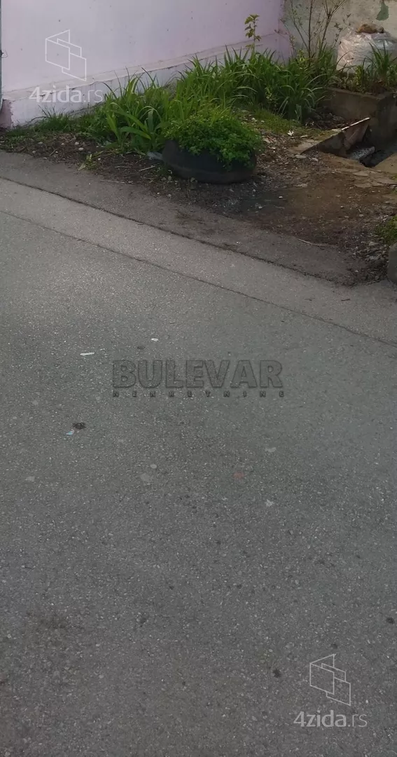 Građevinsko zemljište | 4zida