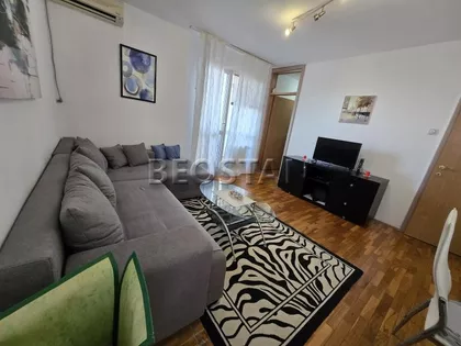 Magelanova | 4zida.rs