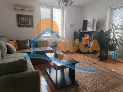 Vizantijski bulevar | 4zida.rs