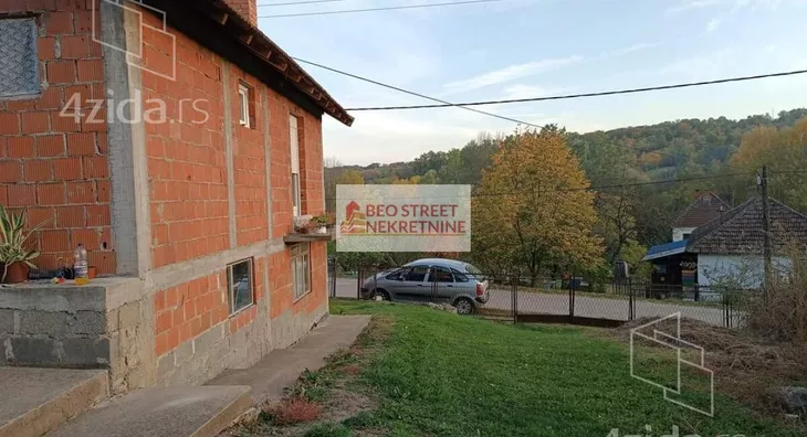 Kuća | 4zida