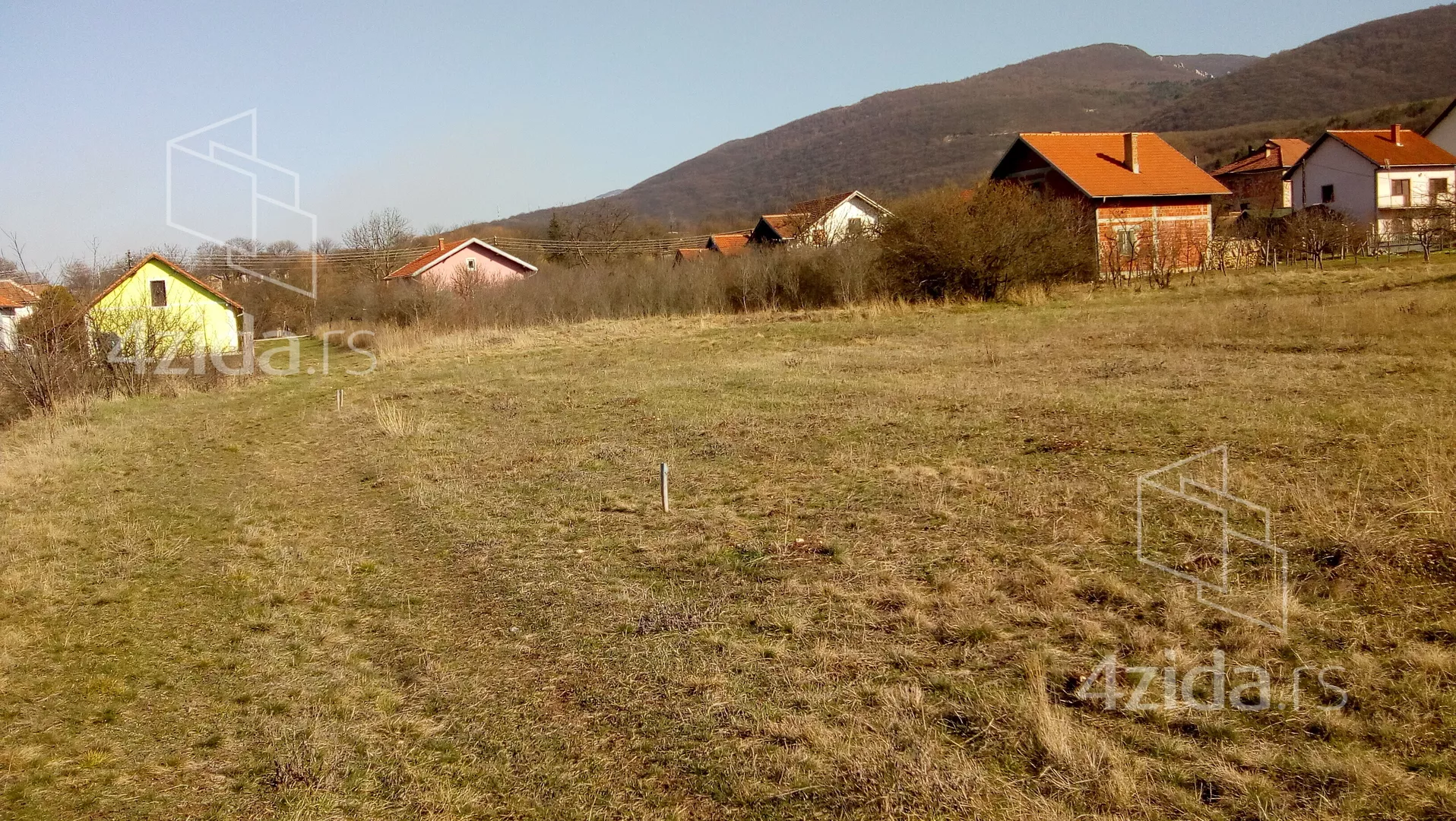 Građevinsko zemljište | 4zida