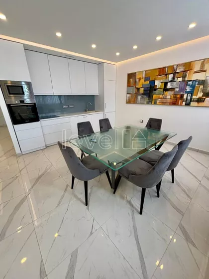 Sremska Kamenica | 4zida.rs