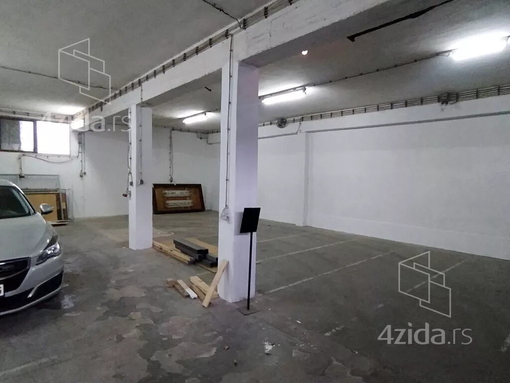 Poslovni prostor | 4zida