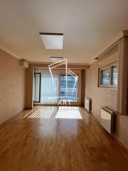 Južni Bulevar | 4zida.rs