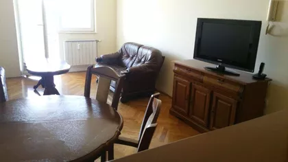 Celovečka 7 | 4zida.rs