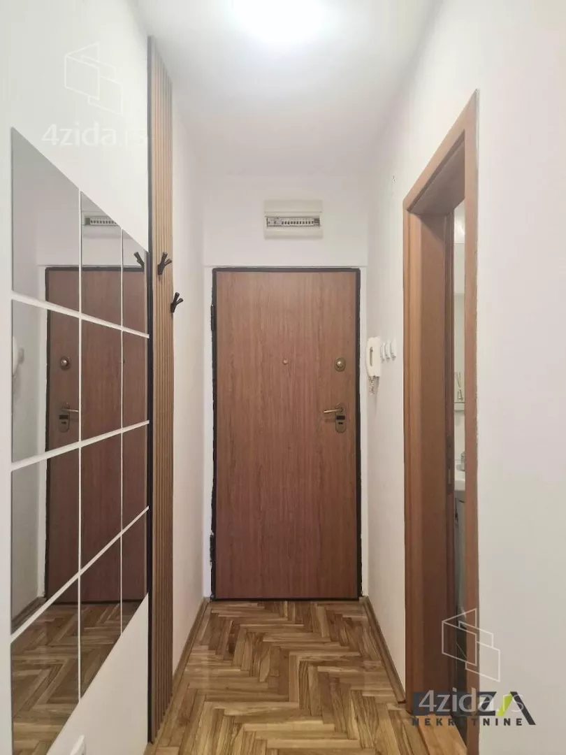 Garsonjera | 4zida
