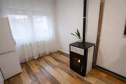 Ivana Vušovića 8 | 4zida.rs