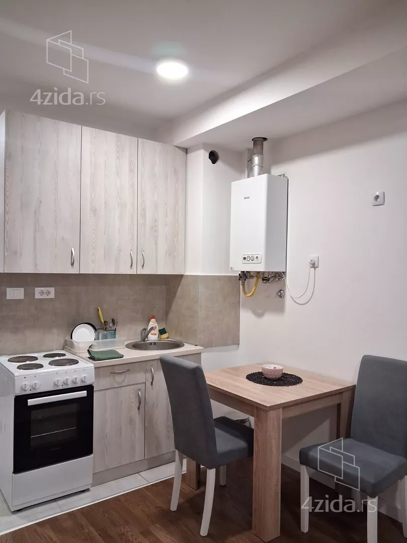 Сдается студия, Milovana Gušića, 260€, 27m² — фото
