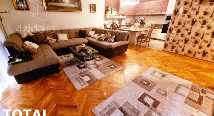 Petoiposoban stan | 4zida