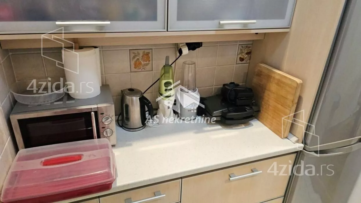 Četvoroiposoban stan | 4zida