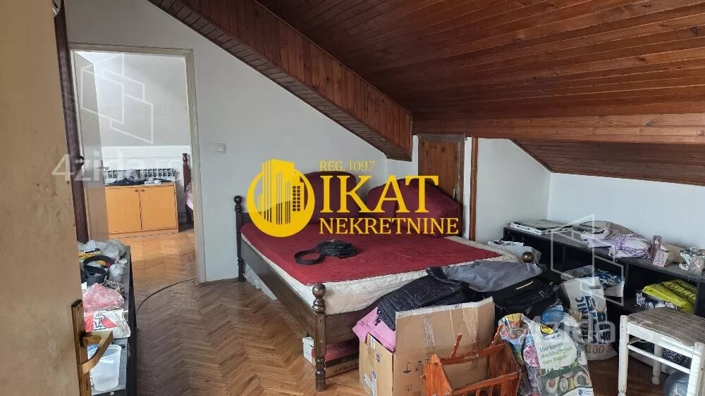 Šestosoban stan | 4zida