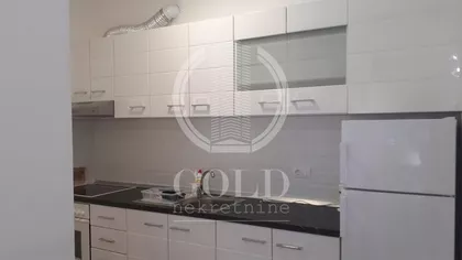 Aranj Janoša | 4zida.rs