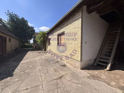 Vojvođanska | 4zida.rs