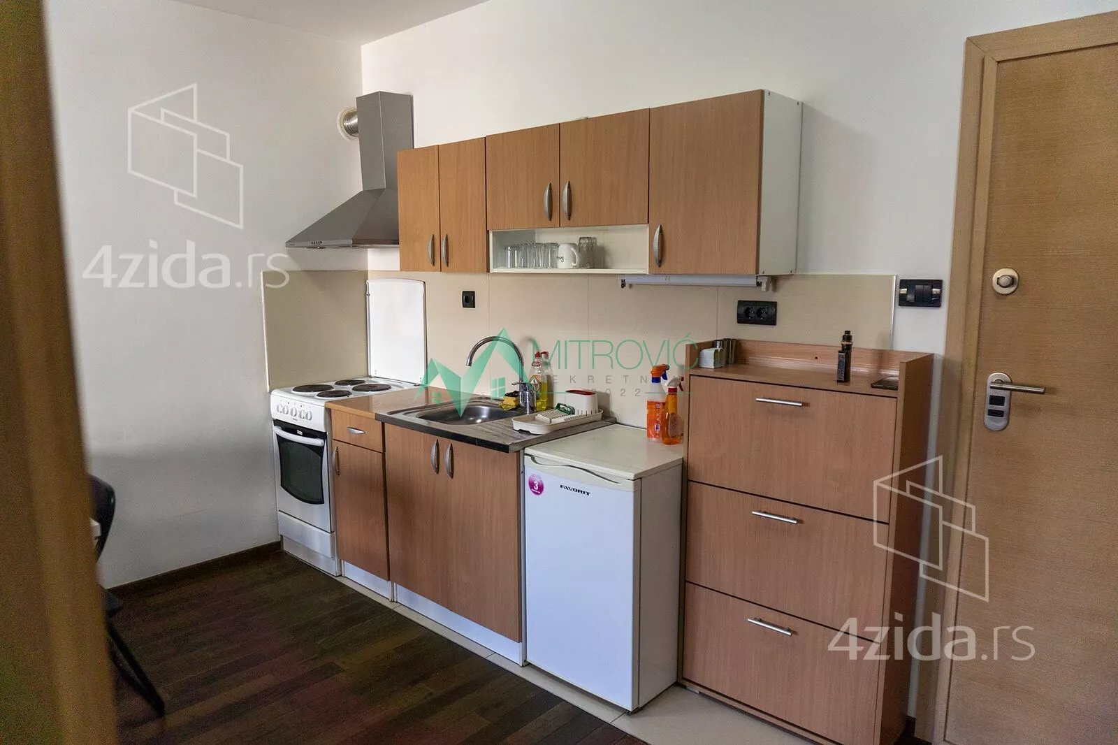 Jednoiposoban stan | 4zida