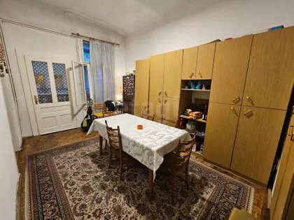 Karađorđeva | 4zida.rs