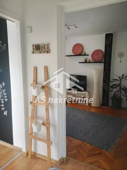 Skupština | 4zida.rs