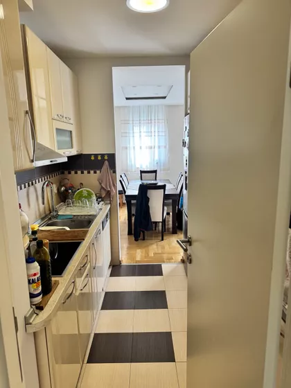 Učiteljsko Naselje | 4zida.rs