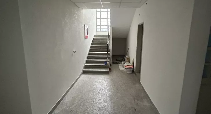 Poslovna zgrada | 4zida