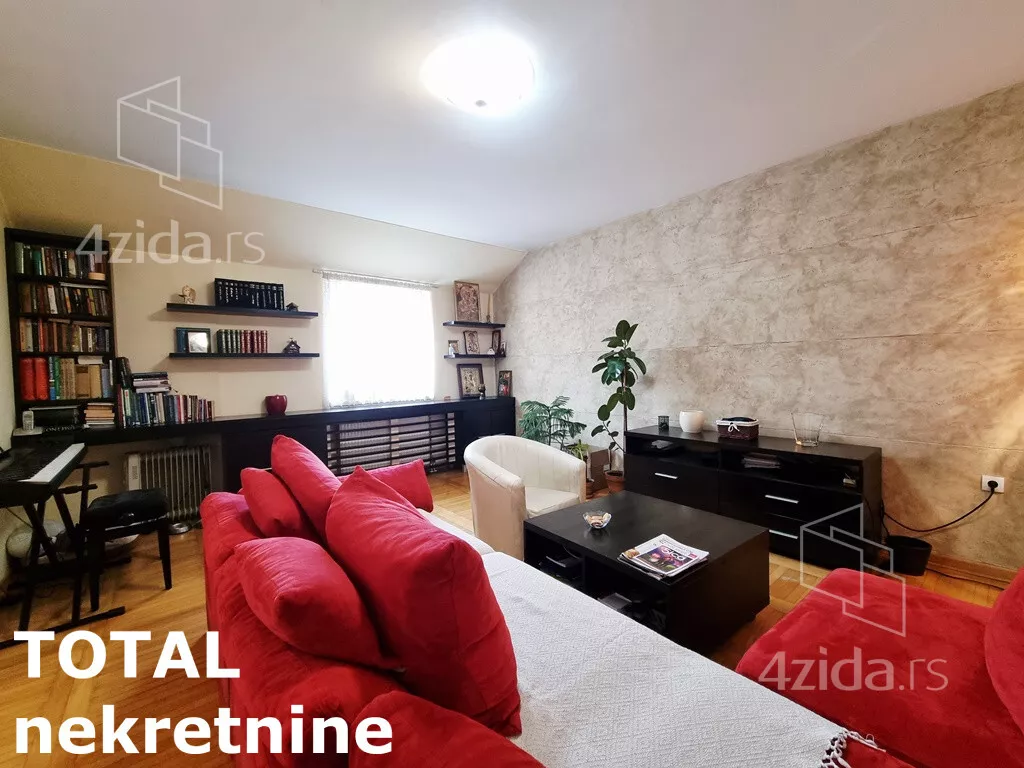 Petosoban stan | 4zida