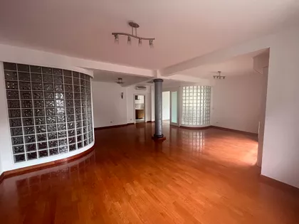 Patrijarha Varnave | 4zida.rs