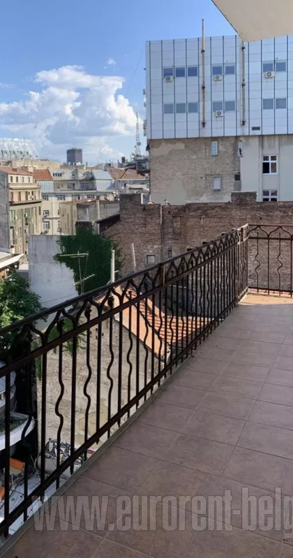 KNEZ MIHAILOVA | 4zida.rs