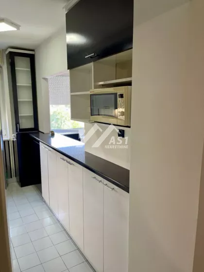 Radomira Raše Radujkova | 4zida.rs