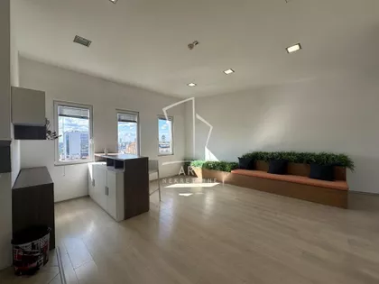 Knez Mihailova | 4zida.rs