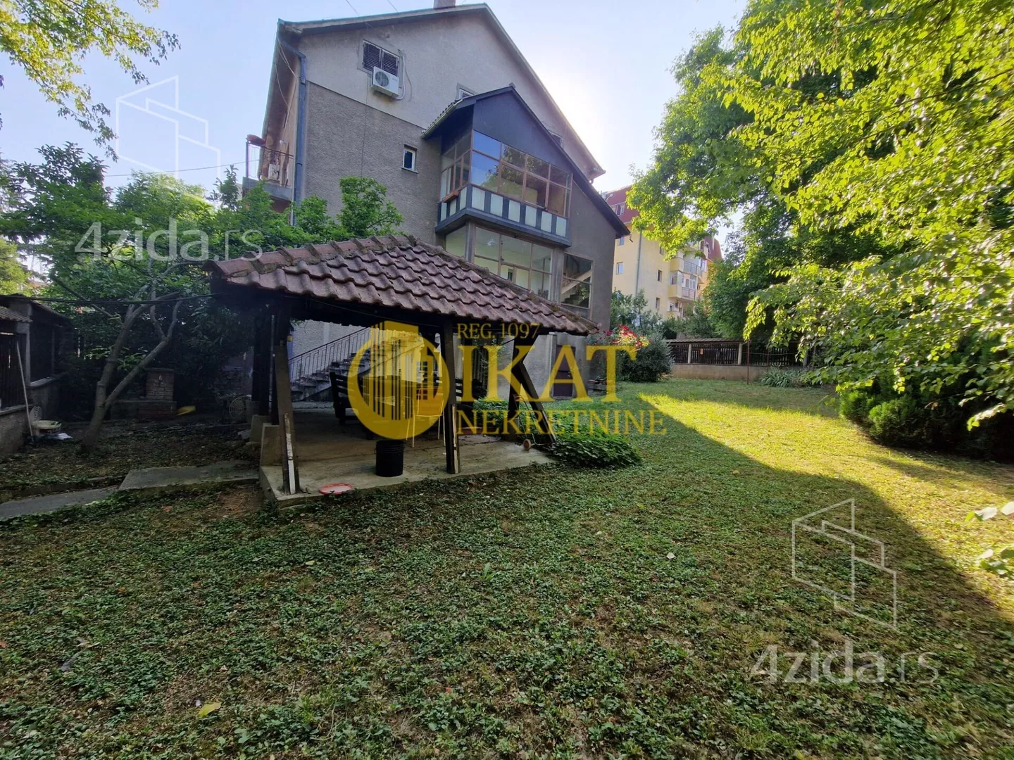 4-etažna kuća | 4zida